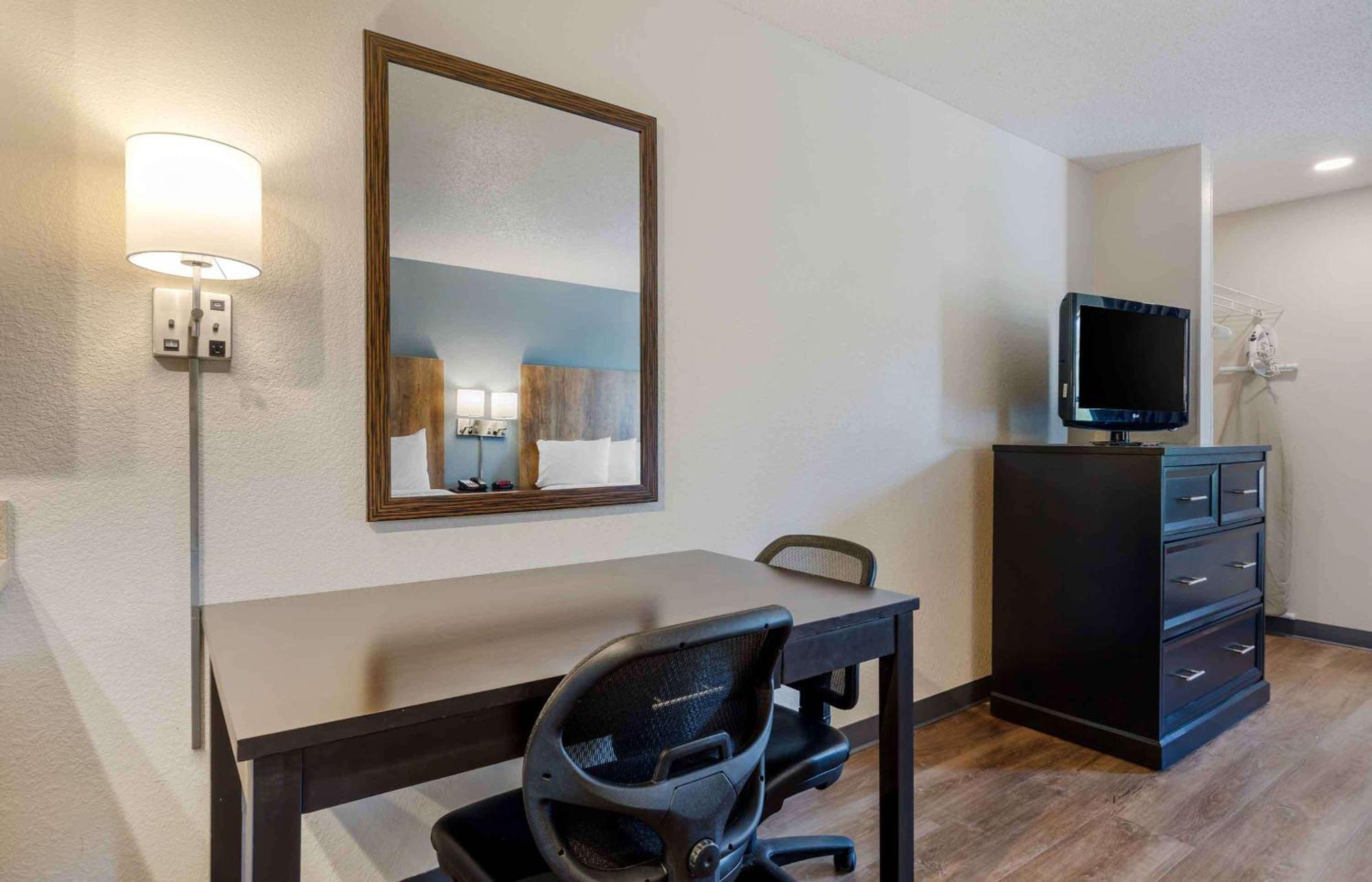 Extended Stay America Select Suites - Charlotte - Airport Bagian luar foto