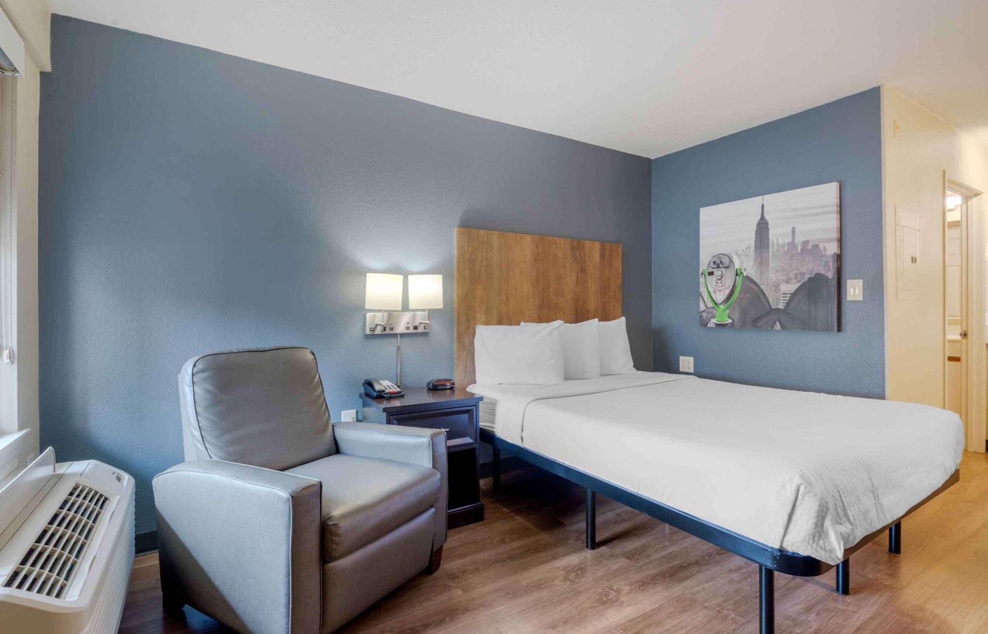 Extended Stay America Select Suites - Charlotte - Airport Bagian luar foto