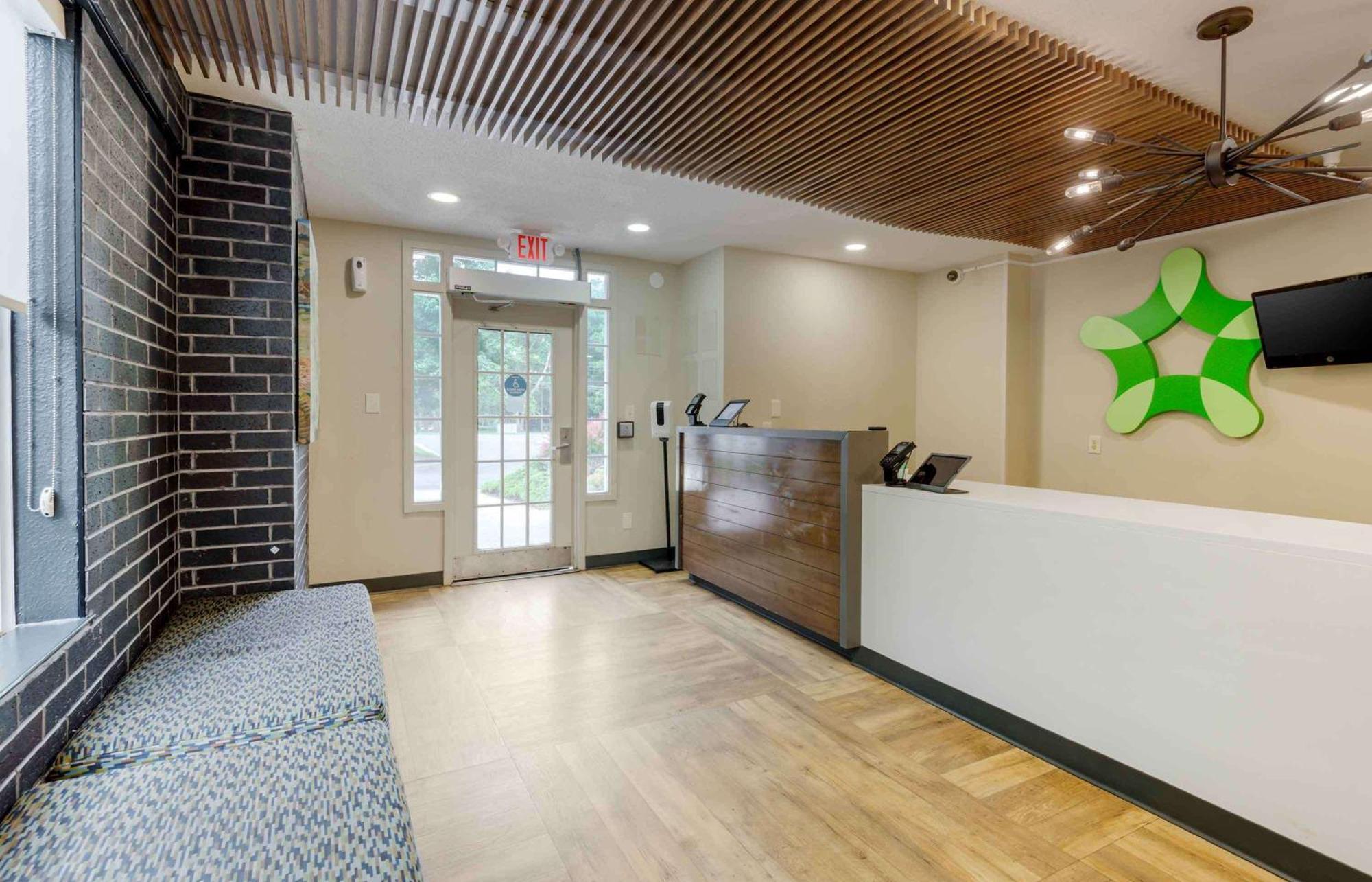 Extended Stay America Select Suites - Charlotte - Airport Bagian luar foto