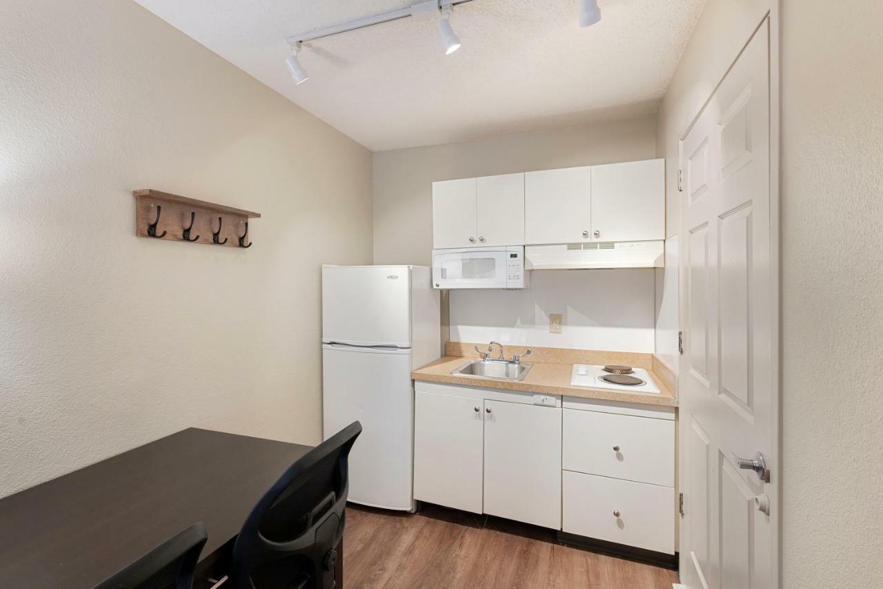 Extended Stay America Select Suites - Charlotte - Airport Bagian luar foto