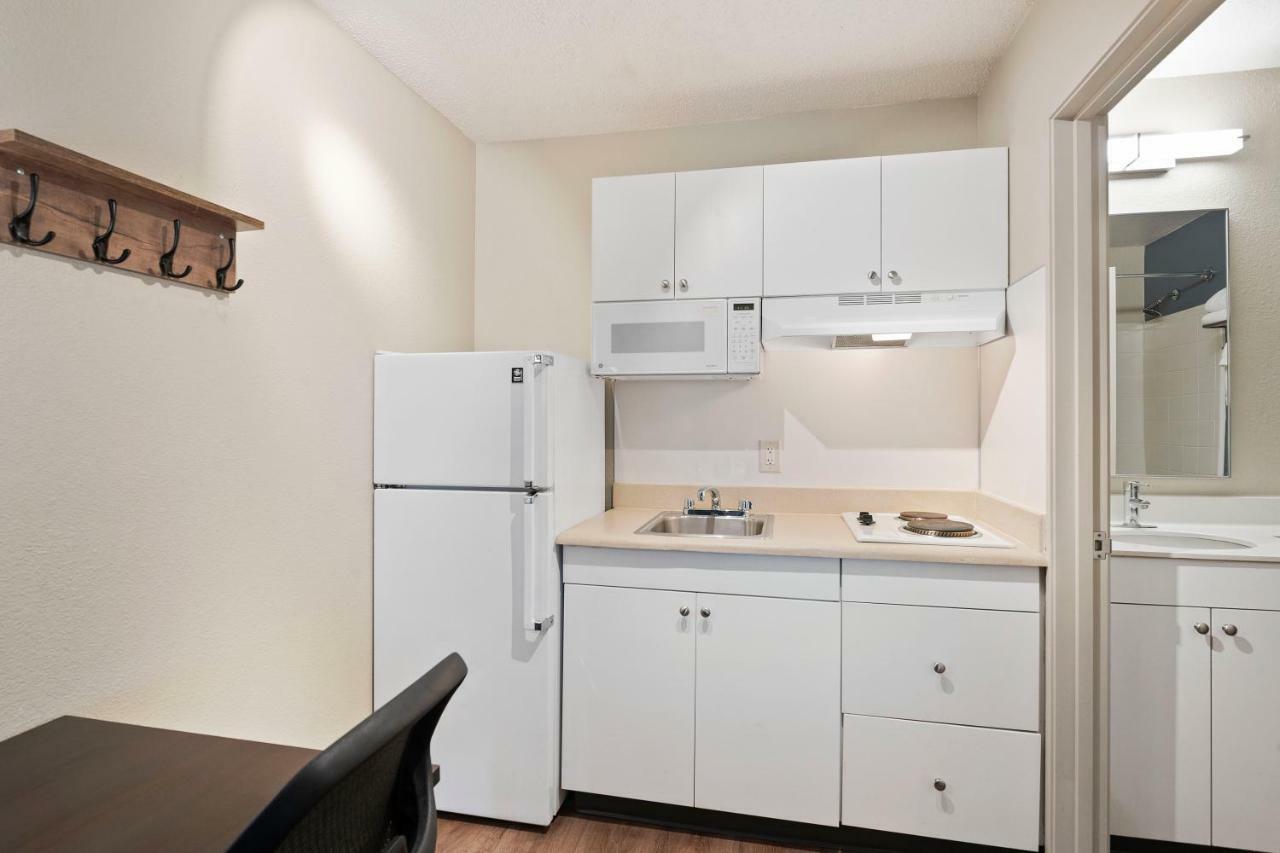 Extended Stay America Select Suites - Charlotte - Airport Bagian luar foto