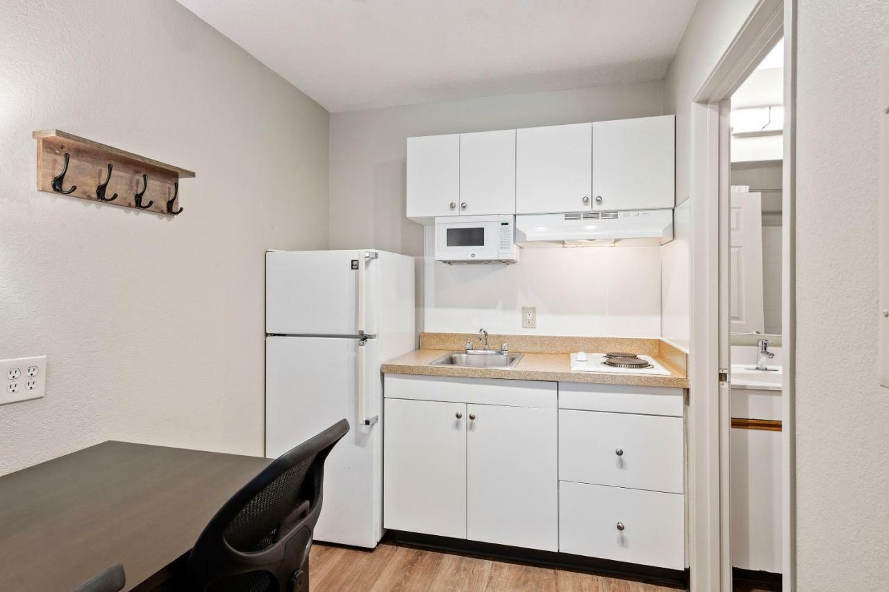Extended Stay America Select Suites - Charlotte - Airport Bagian luar foto